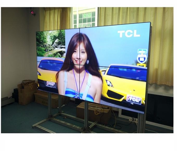 LCD digital signage