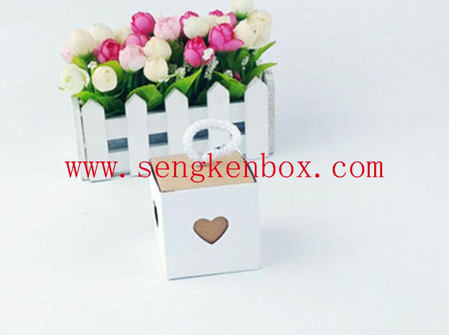 Split-Level Heart Design Gift Paper Case