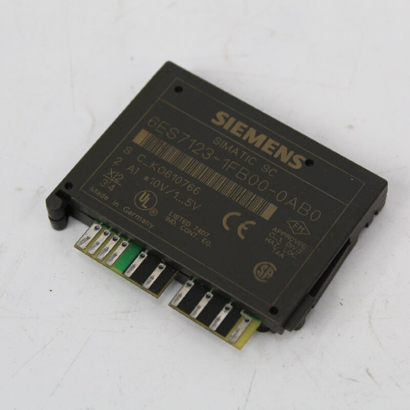 SIEMENS 6ES7123-1FB00-0AB0