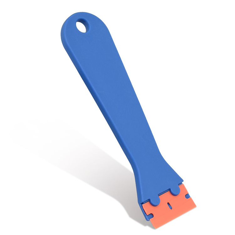 Plastic scraper