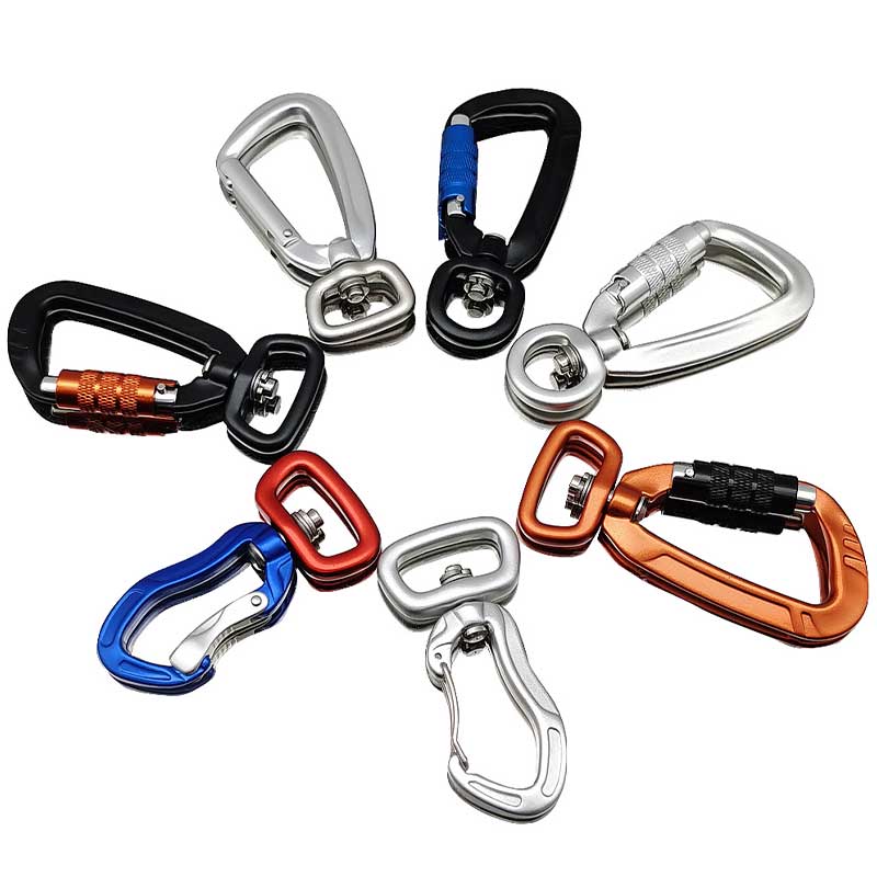 Carabiner for dog