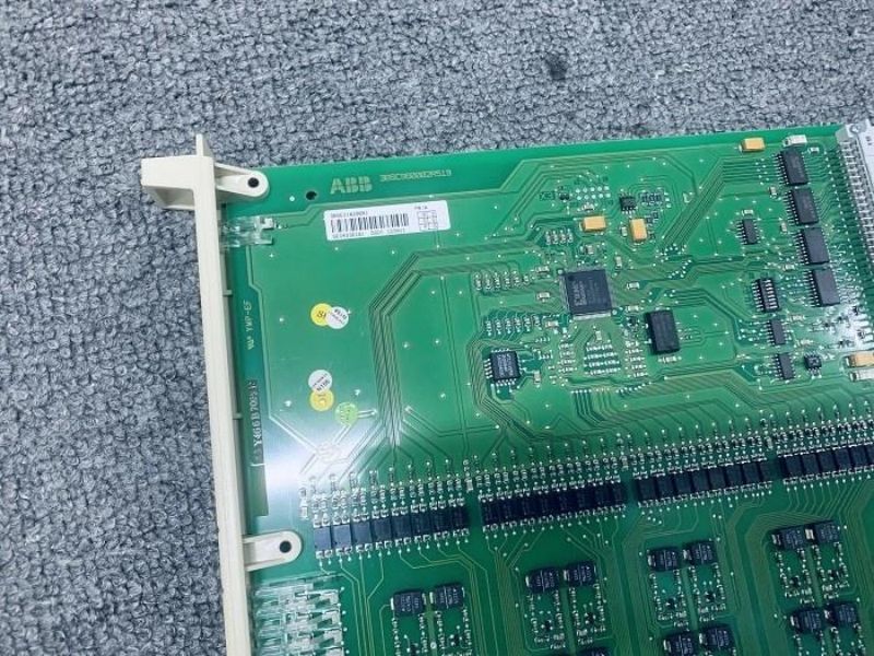 DSDI120AV1 ABB Digital Input Board PLC Spare Parts 57160001-E