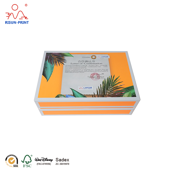 Luxury Cosmetic Packaging Gift Box Customized