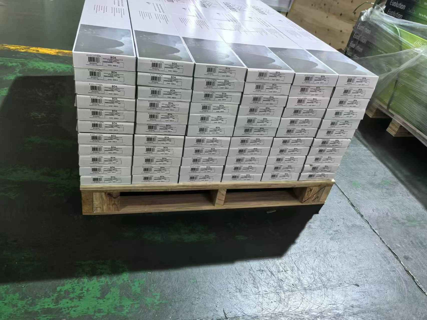 SPC flooring packing 